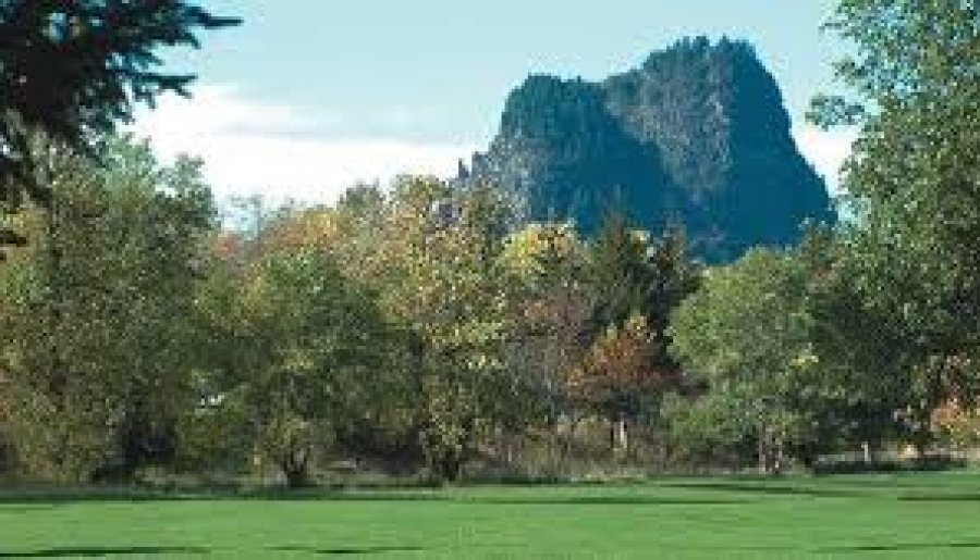 Beacon Rock Golf Course